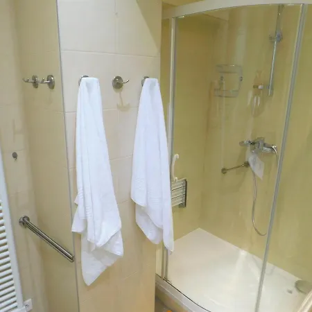 Splendide Les Lauriers Renove 2021, Vue Mer Et Parking Daire *